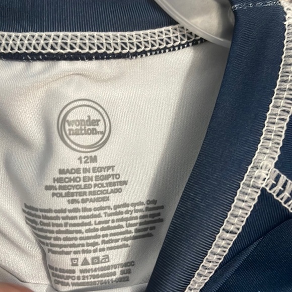 Wonder nation UPF 50+ 2 pieces set - Picture 7 of 7